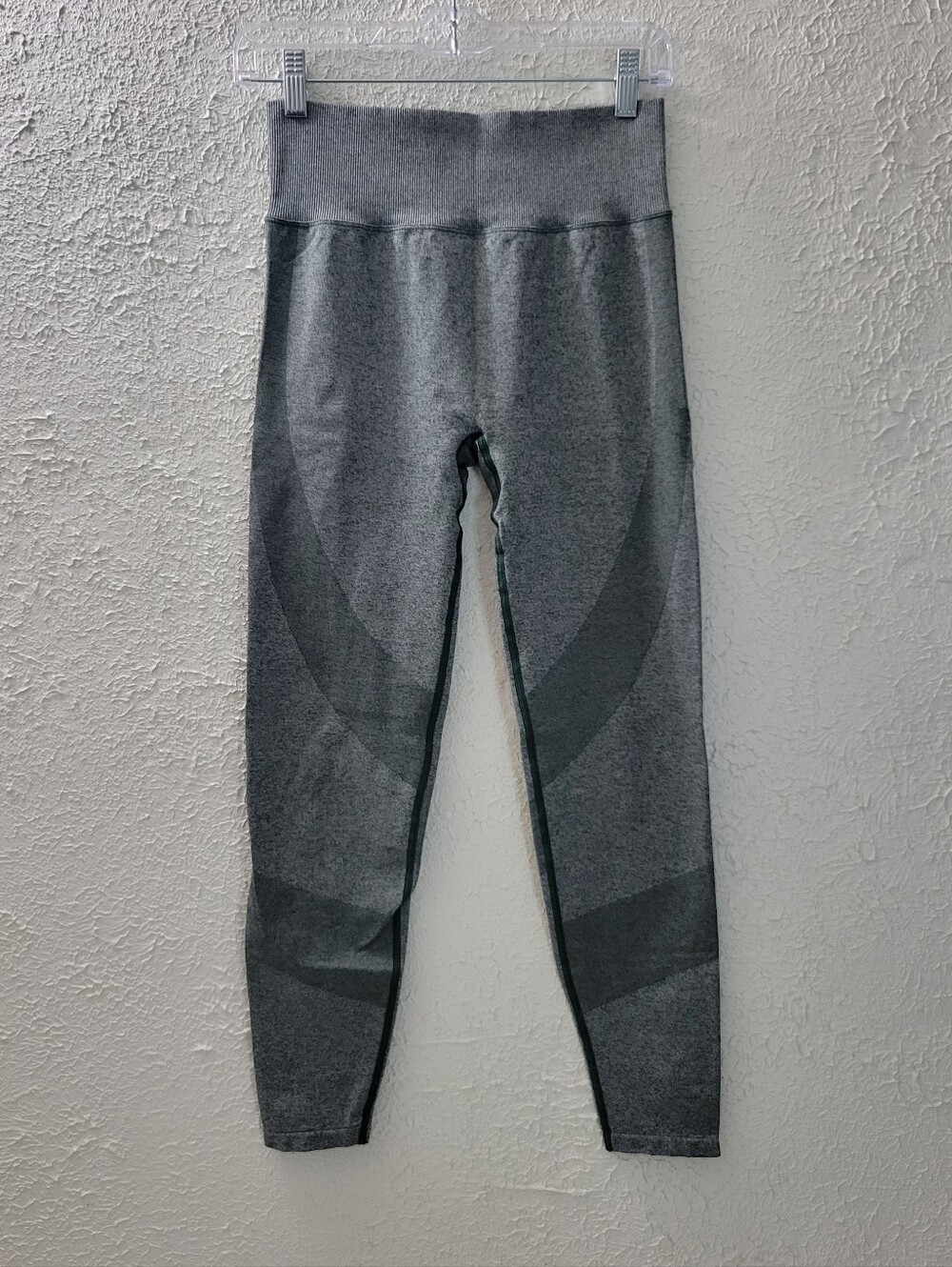 Victorias Secret PINK Sz M Seamless Green Leggings Womens Yoga Pants